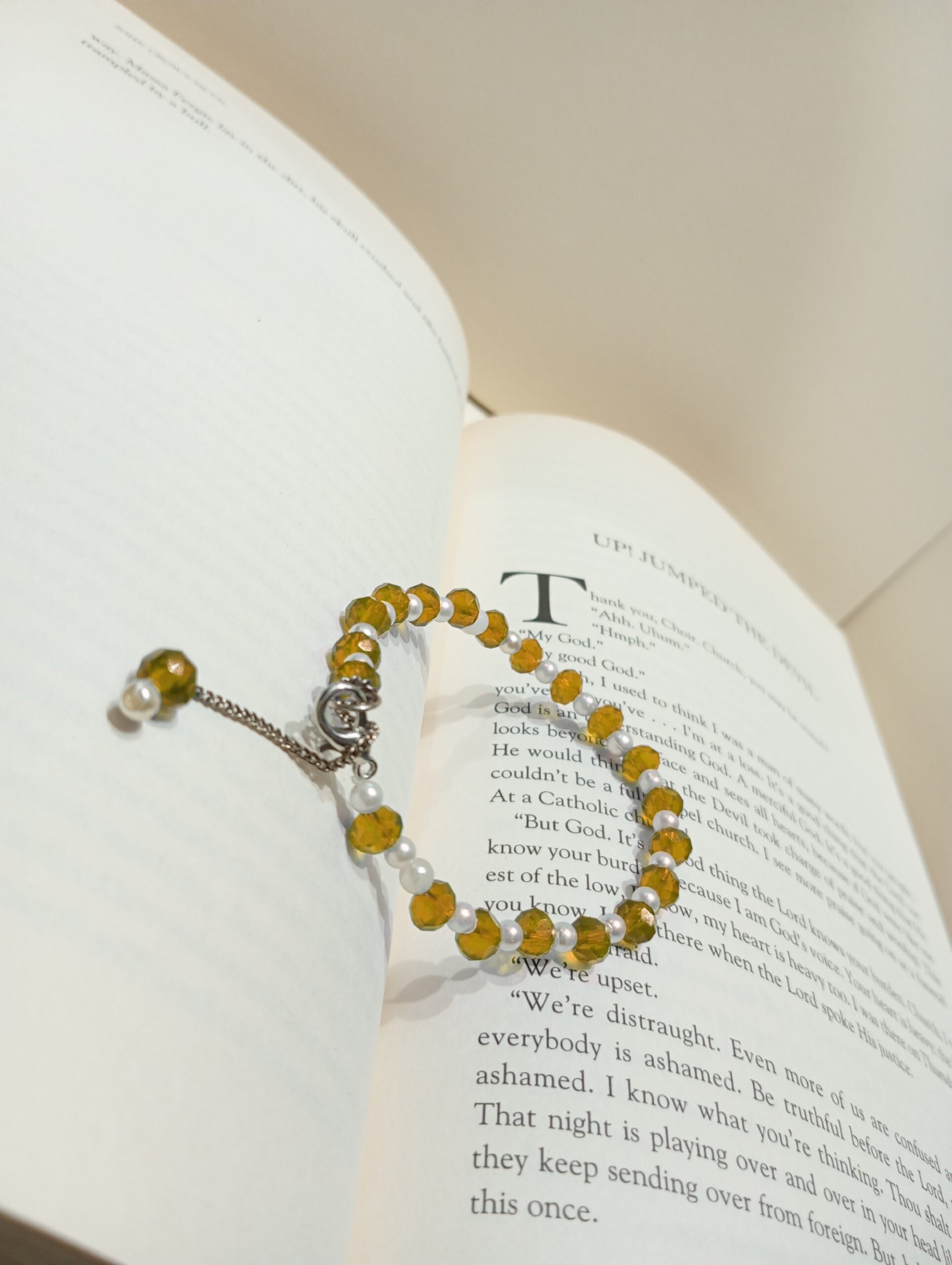 Elegant Handmade Crystal Beaded Bracelet in Dazzling shades